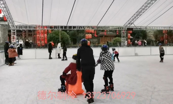滑冰遛娃好活動